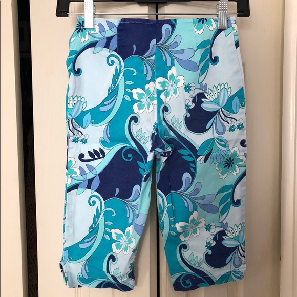 Adorable blue paisley peddle pushers - Picture 3 of 3